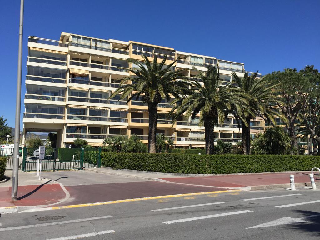 Dionysos Vue Cannes