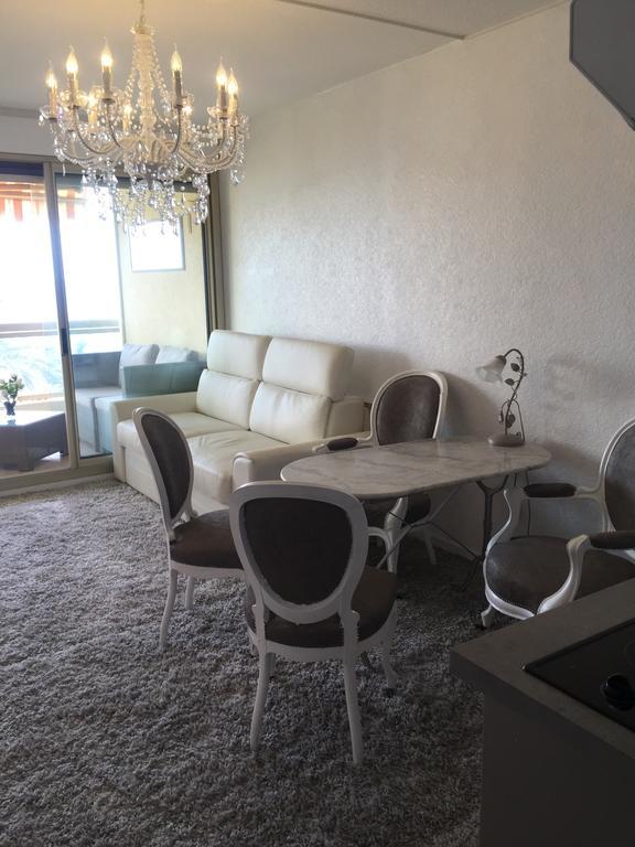 Dionysos Vue Apartamento