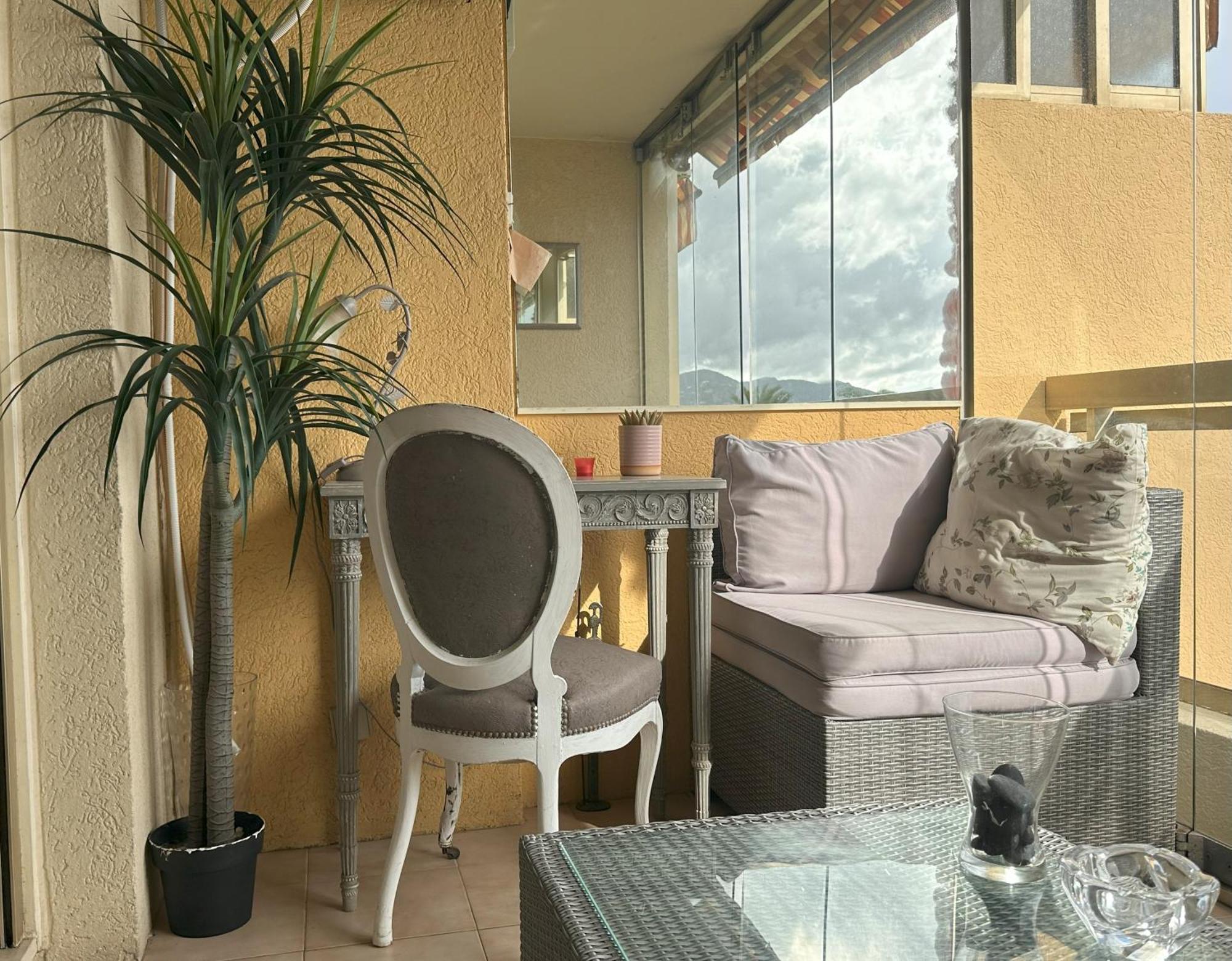 Dionysos Vue Cannes