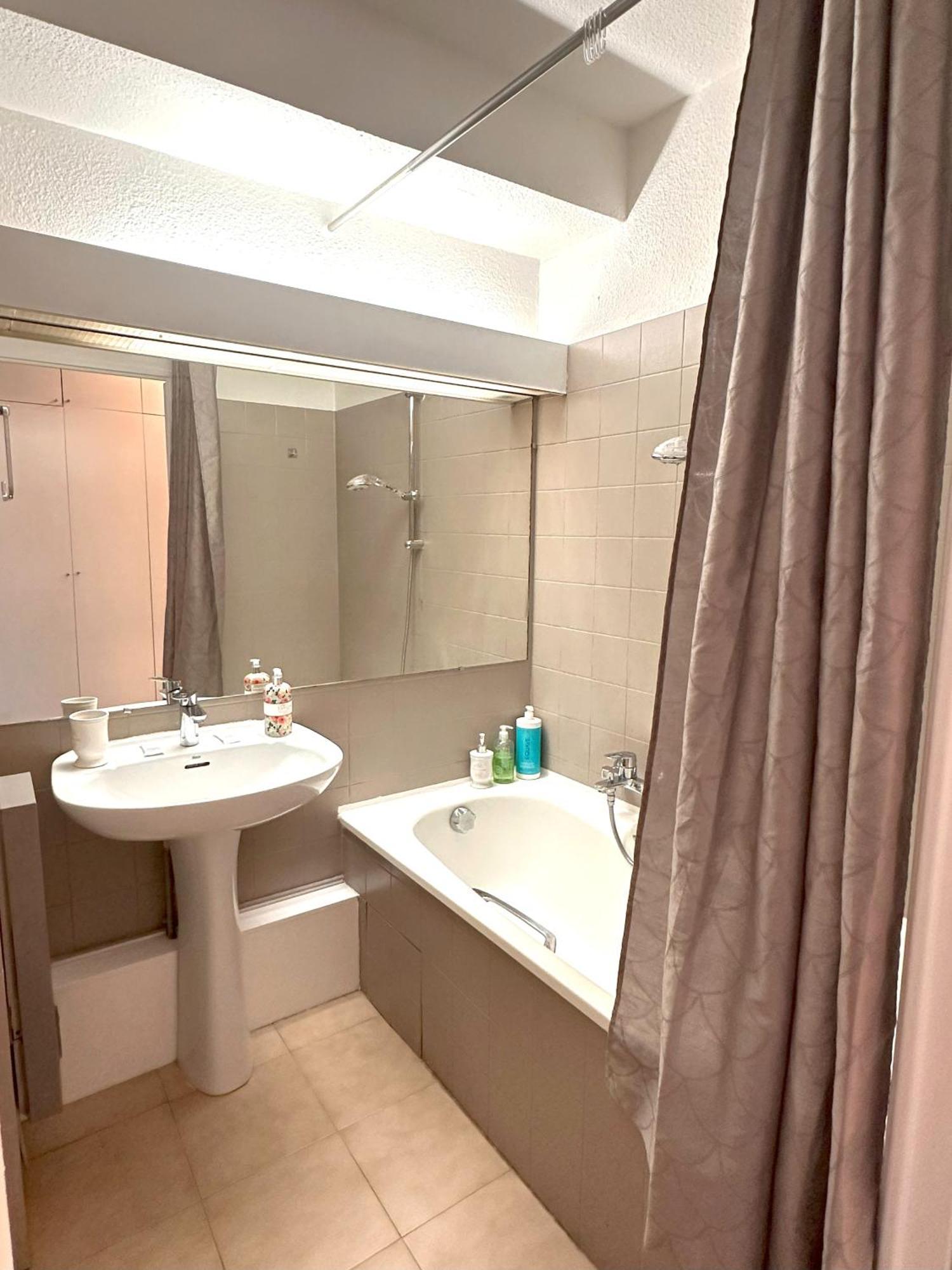 Dionysos Vue Appartement *